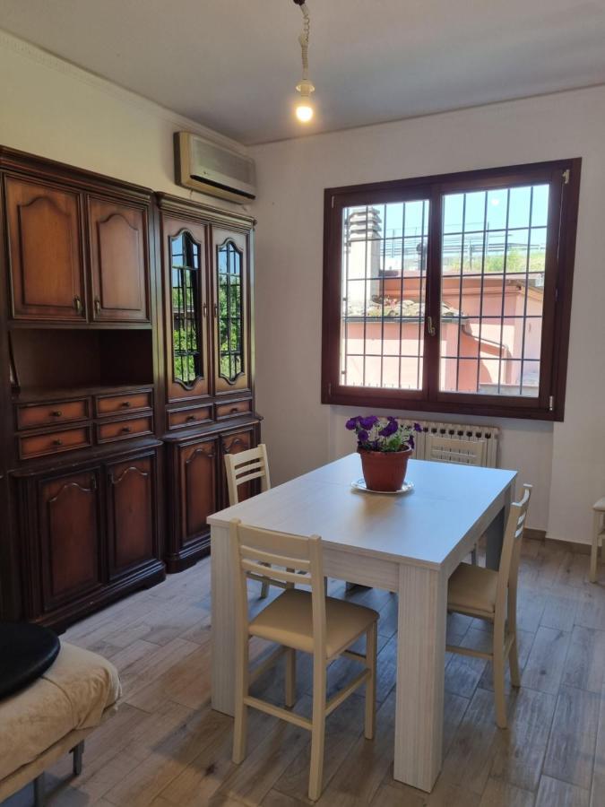 Appartamento Via Loreto Пістоя Номер фото